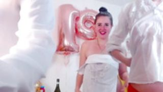 Emilia_Bailey - 210715 3