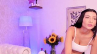 [mr_] letizia_fulkers huge natural tits latina play