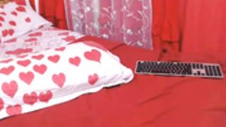Lisa_Love 'musalmaan ka lund choosna hai'
