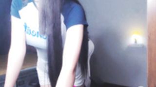 Dami Clamps her nipples (candy_cola)