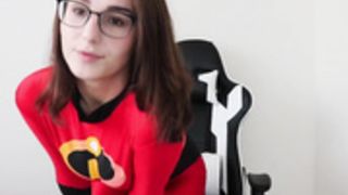 Sadbaffoon - Give Mrs Incredibles A Facial