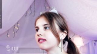 AdeleDavis Horny teen not knowing any taboos yet