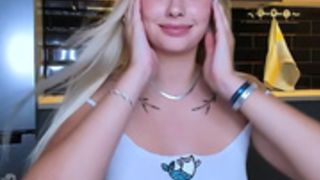 8a8y sits, nothing happens, 21k people watches