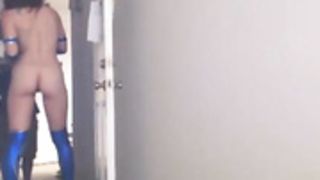 Amazing Girl Flashes Pizza Guy