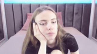 jessicastoun - teasing puffy pussy trough leggins