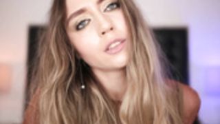 Shy_Jane's sexy lips