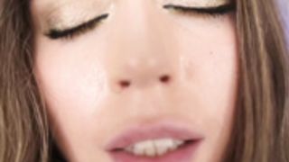 Shy_Jane's sexy lips