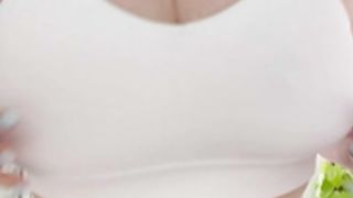 momokun dancing and playing with vibrator