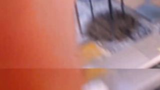 Web блядь elenaza отрабатывает центы.