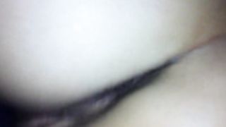 Jouer avec l'anus de cet jeune maman francaise