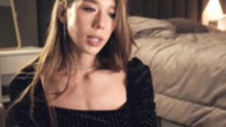 Heyhorny in her sexy dress