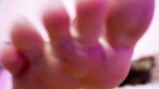 Mama Fiona - Sassy Sister Footjob