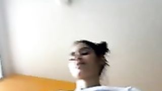 Lara Henao 23