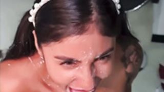 OF Sofia Leon cumshot