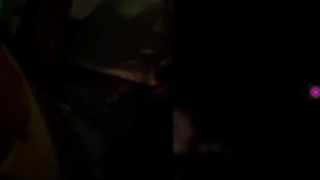 charmingruby plays with pussy in car