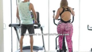 CATCHING GOLD DIGGERS - GYM PRANK - BarryBeeTV
