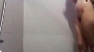 Filipina Zyra shower cam