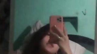 Singapore girl wet masturbation