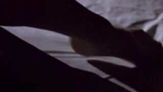 Lesbianas Jennifer Tilly and Gina Gershon Bound movie