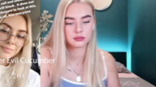 8a8y w/ Insta perks. Stupid dancing & Feat. her mom (!)