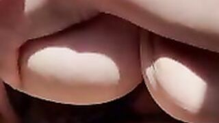 Kcupqueen suckign her tits in the passenger seat