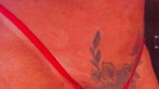 Tifany Daniel shaking her sexy ass