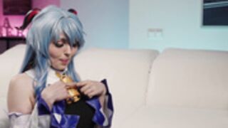 Sia Siberia - Genshin Ganyu and her magic holes
