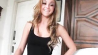 Dionne daniels Streaptease