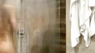 VitaCelestine onlyfans Live shower