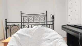 yuppiyulia erotic dance tits pussy P3