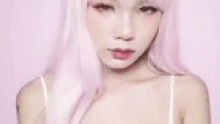 minichu cosplayer of 9