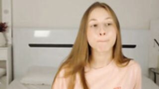 @ll@n@w00d - Watching porn and masturbating orgasm