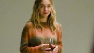 Sydney Sweeney nude - The Voyeurs