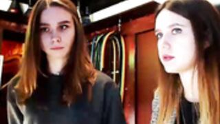 dirtypub webcam show 2021-05-01_07-28-35_091