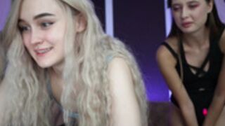 safinna with friends