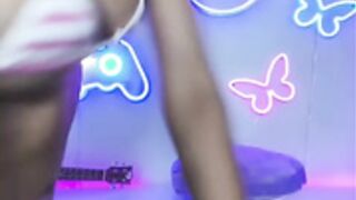 Cincinbear Youtube/Twitch OF Shows Off Her Asshole