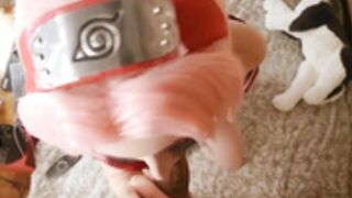 Sakura gives Naruto some ass (literally)