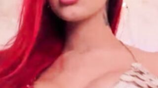 Ariel Allen , Live