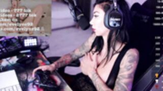 evelyne92 2021-09-19 4/9