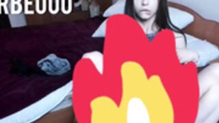 EyesLookatuuu / Britneyvolynsky - Bating (READ Below)