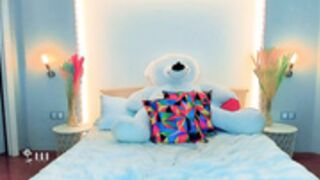 Cristall_white dumb, sexy and... Goddess