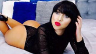 MilenaJames 16