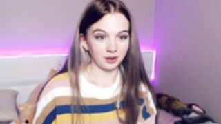 Small_Blondee showing off amazing body