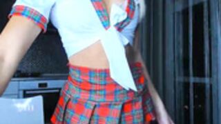 2,5 hours of dressed Maya packed -> 15 min / 10x speed