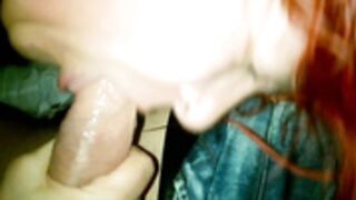 Troia italiana caricata in auto