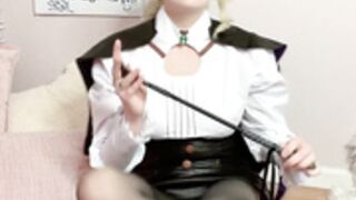 Microkitty Glynda cosplay