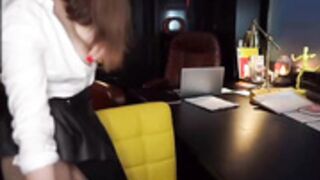 xxx_DownTown_xxx anal plug and pussy fingering