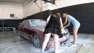 Car wash lesben