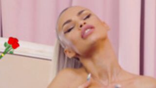 SereneSophie Pre VIP Show