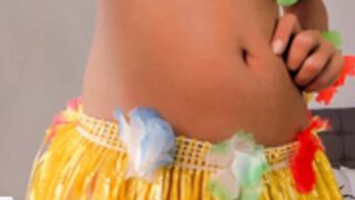 Effie_Castro hula dancing without underwear 15 Oct 2021